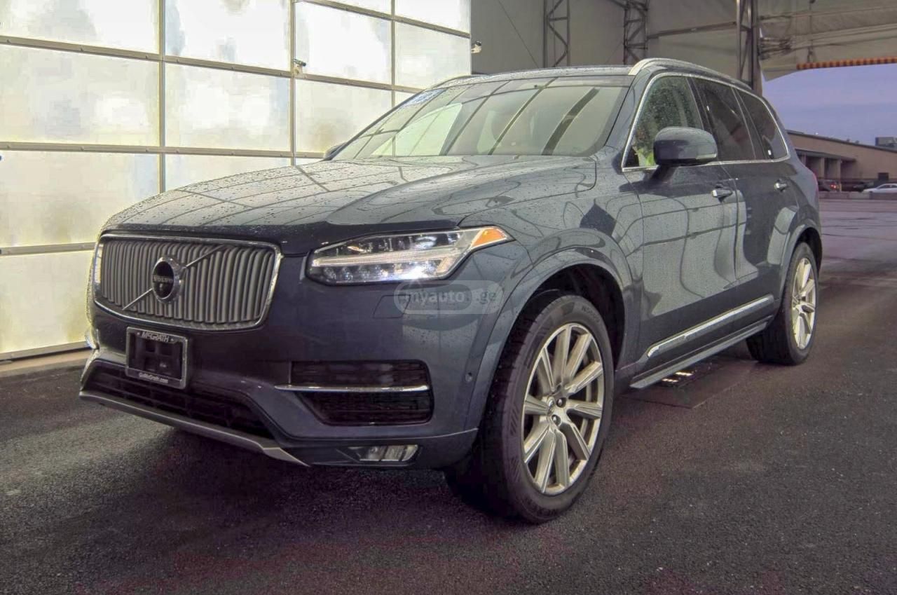 Volvo XC90 2018 — photo 2