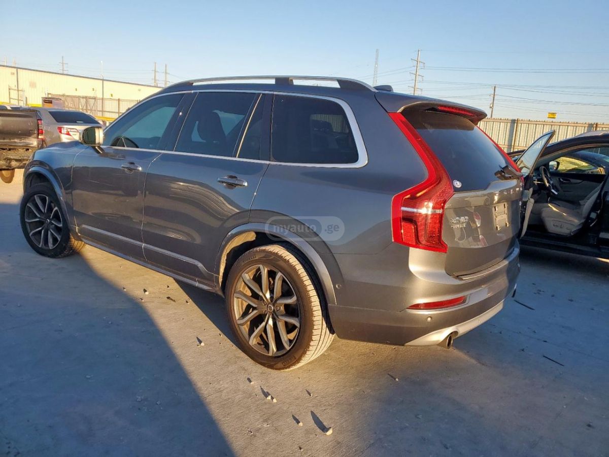Volvo XC90 2018 — photo 2