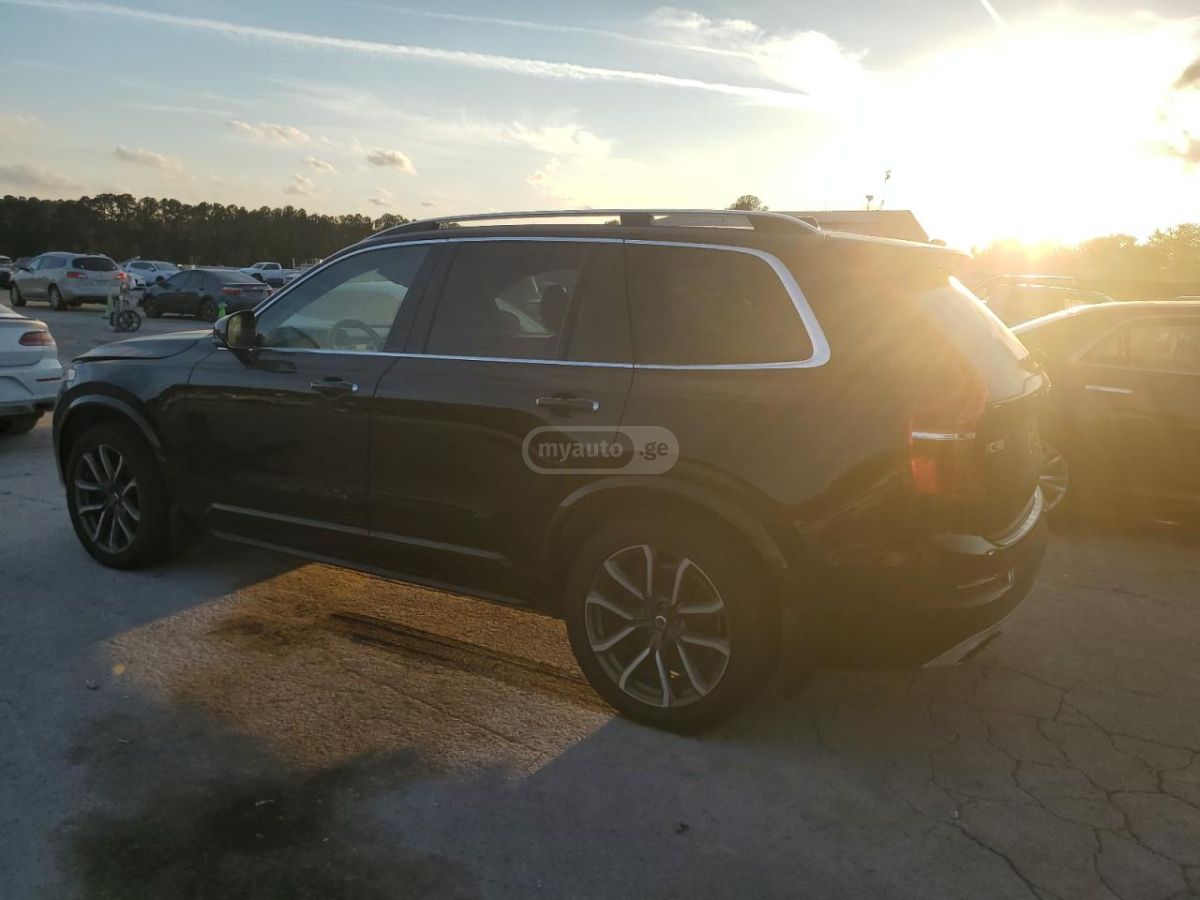 Volvo XC 90 2018 — photo 2