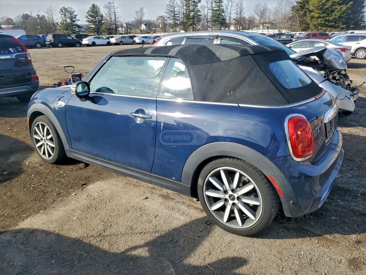 Mini Cooper S Cabrio 2017 — photo 2