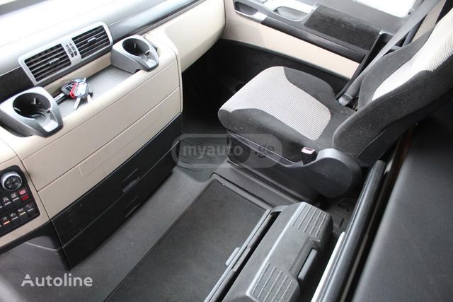 Isuzu TGX 2017 — photo 2