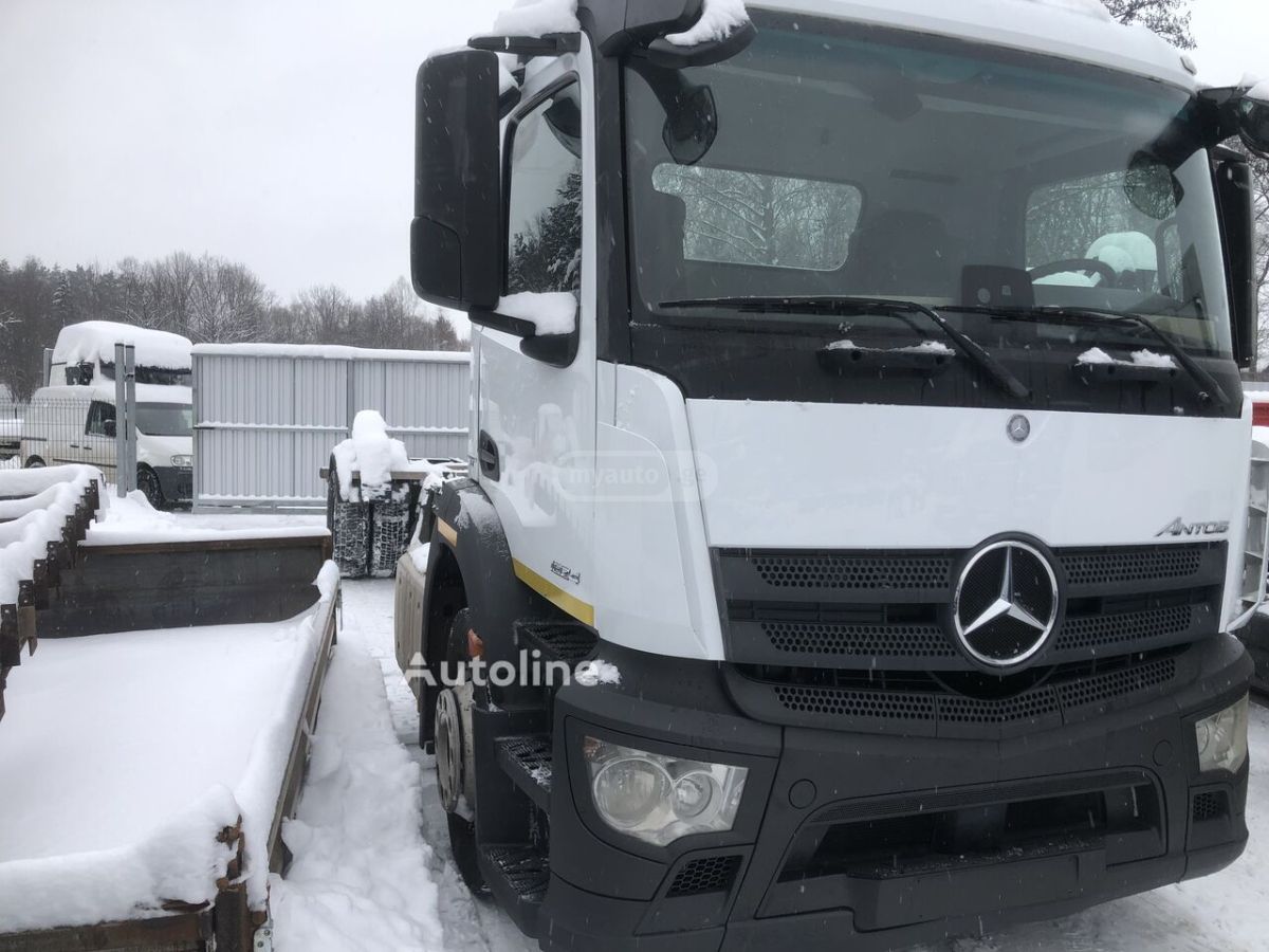 Mercedes-Benz Antos