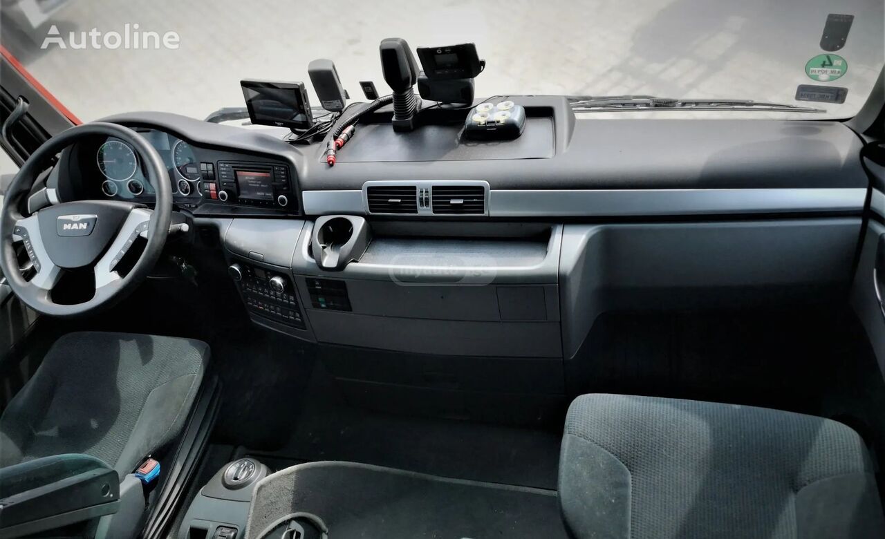 Isuzu TGX 2015 — photo 2