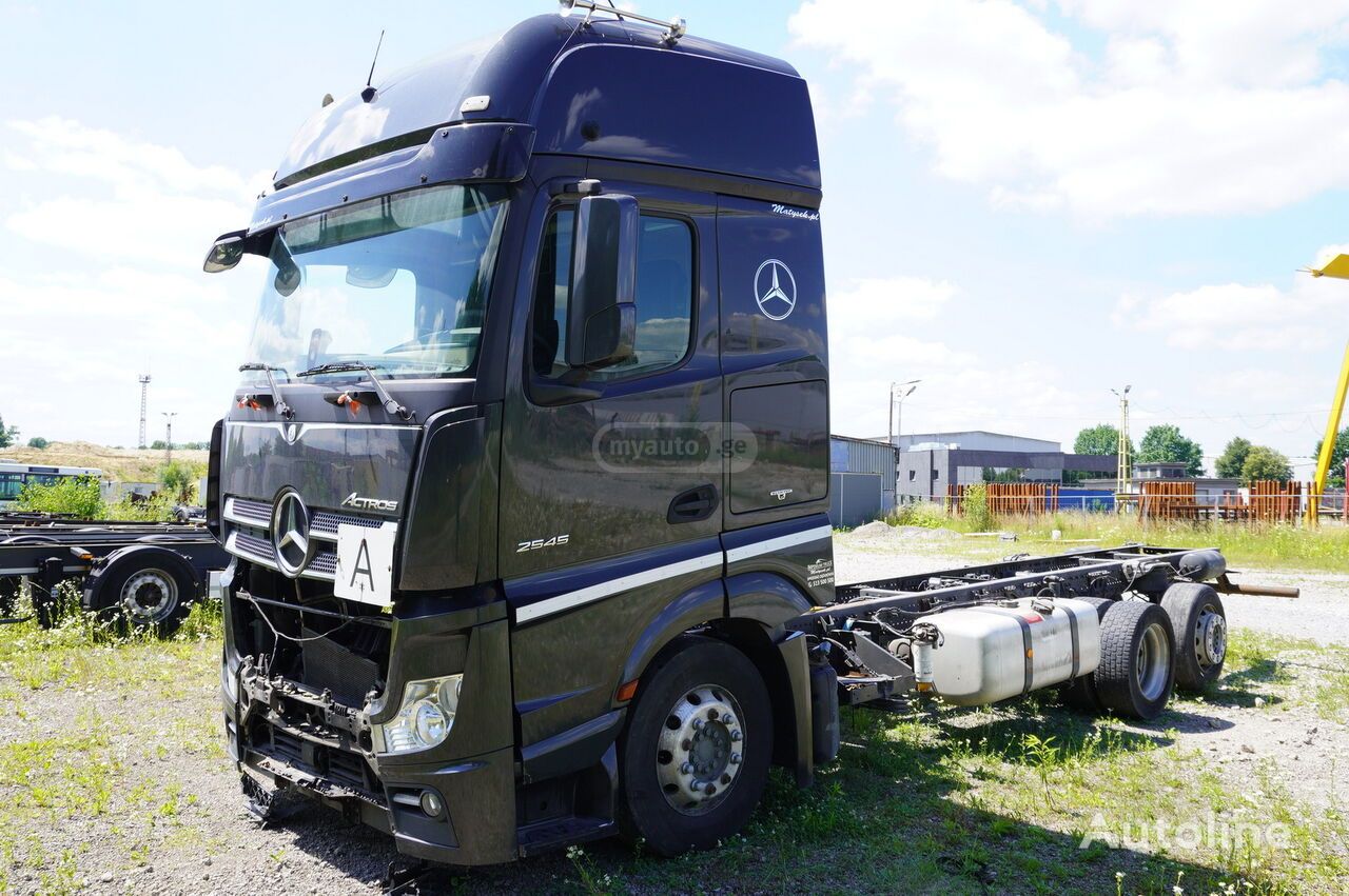 Mercedes-Benz Antos 2014 — photo 2