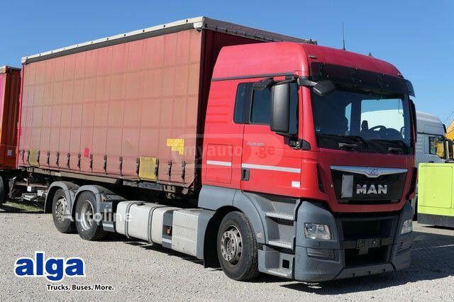 Isuzu TGX