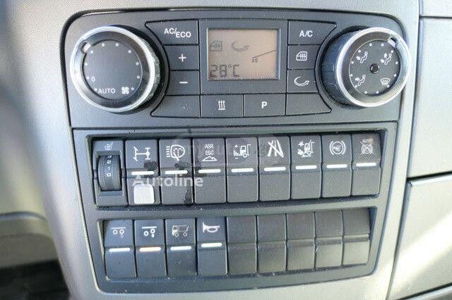 Isuzu TGX 2016 — photo 2