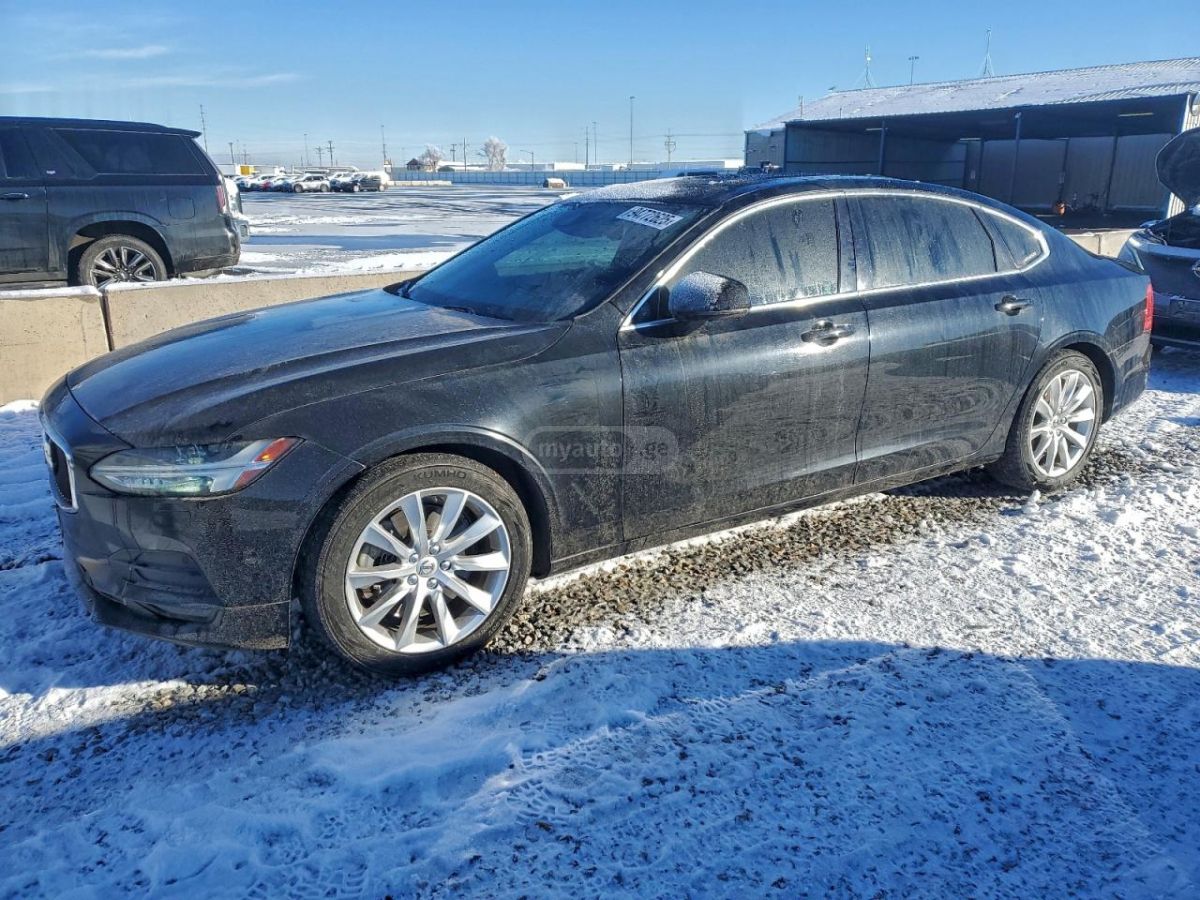 Volvo S90