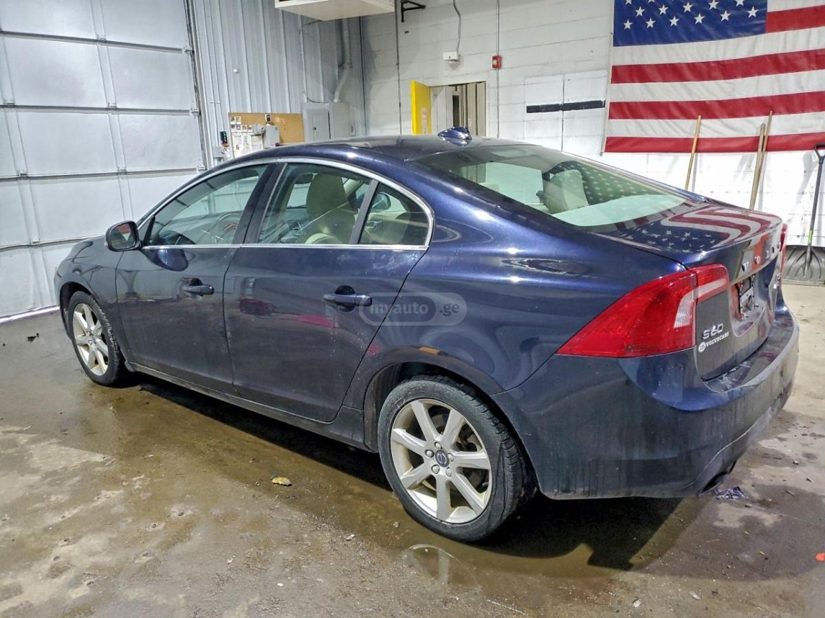 Volvo S60 2016 — photo 2