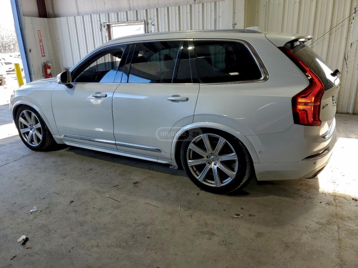 Volvo XC90 2016 — photo 2