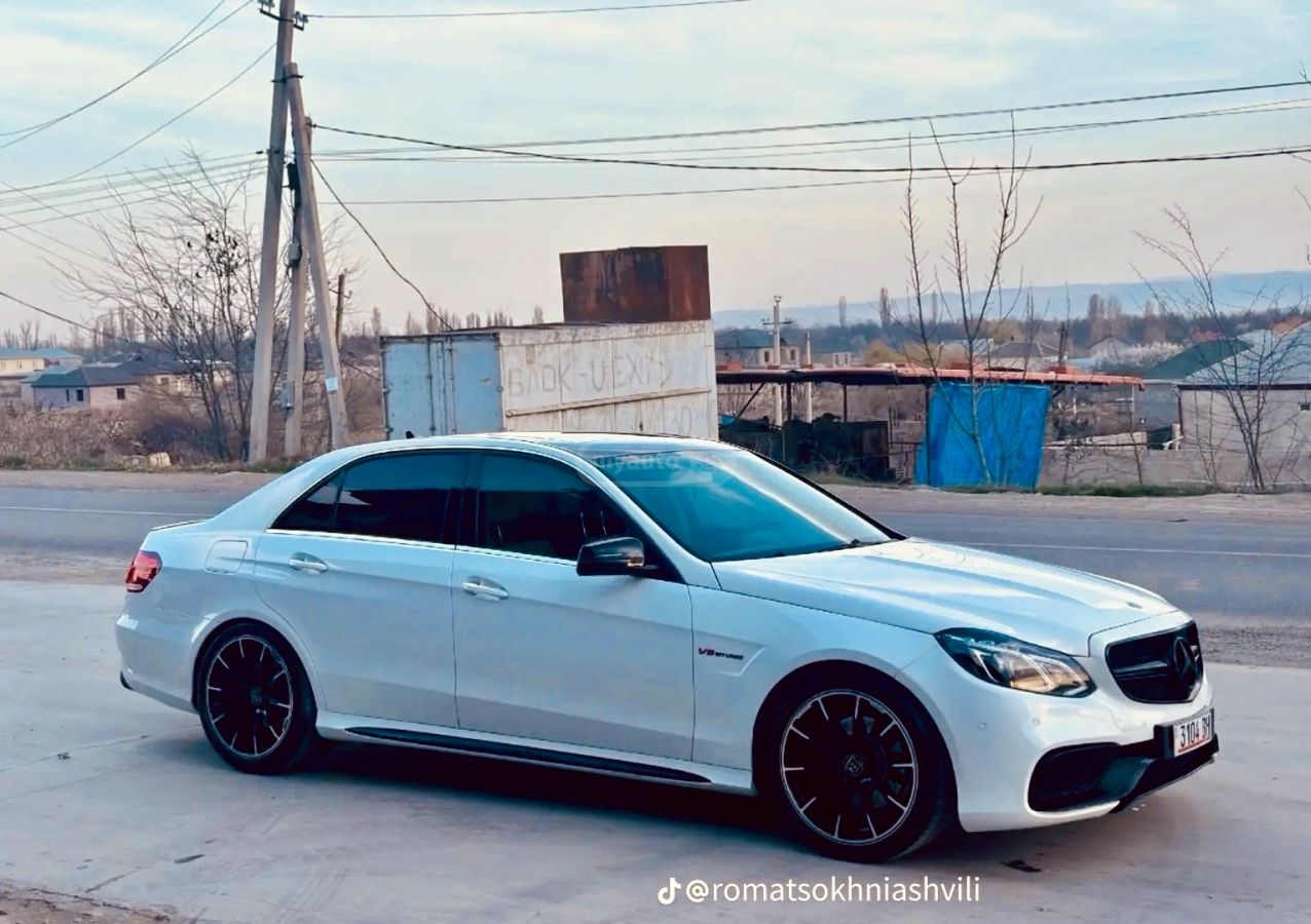 Mercedes-Benz E 350 2016 — photo 2