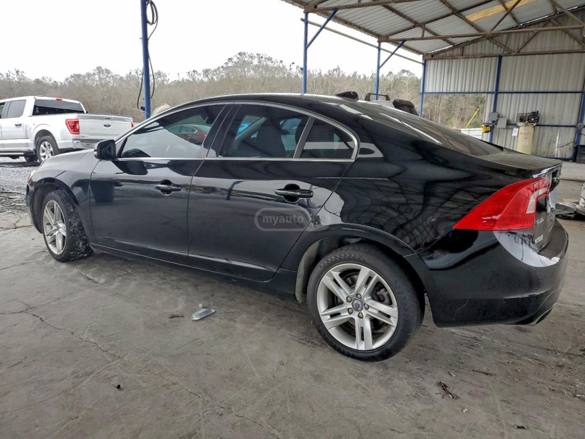 Volvo S60 2015 — photo 2
