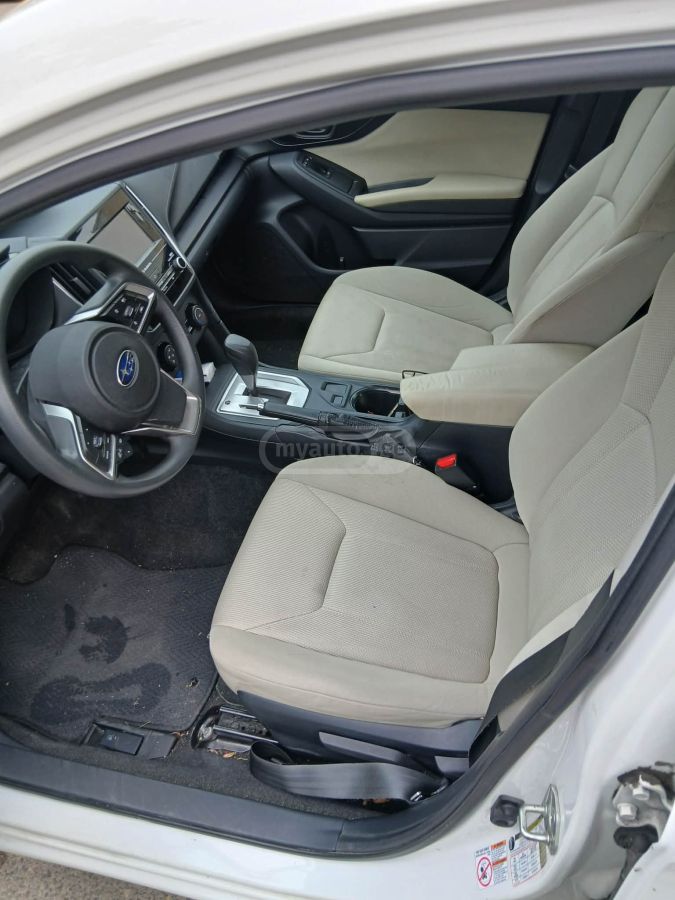 Subaru Impreza 2018 — photo 2