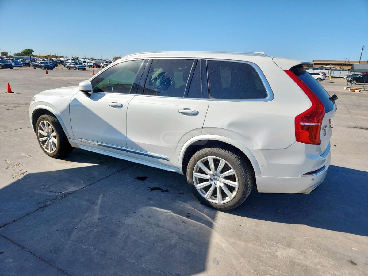 Volvo XC 90 2016 — photo 2
