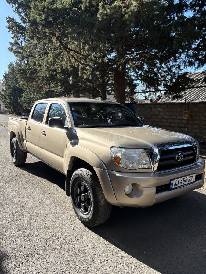 Toyota Tacoma 2006 — photo 2