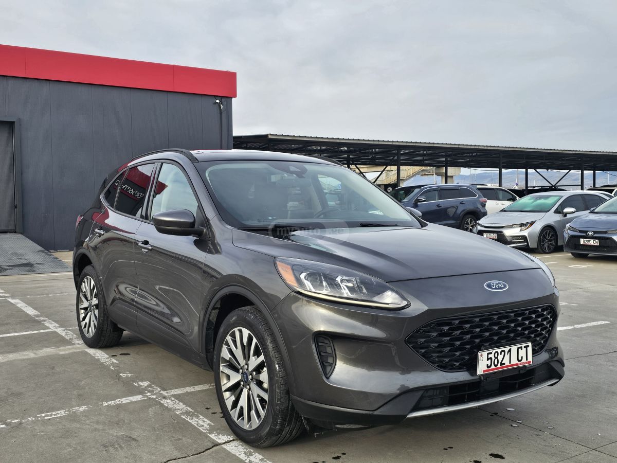 Ford Escape 2020 — photo 2
