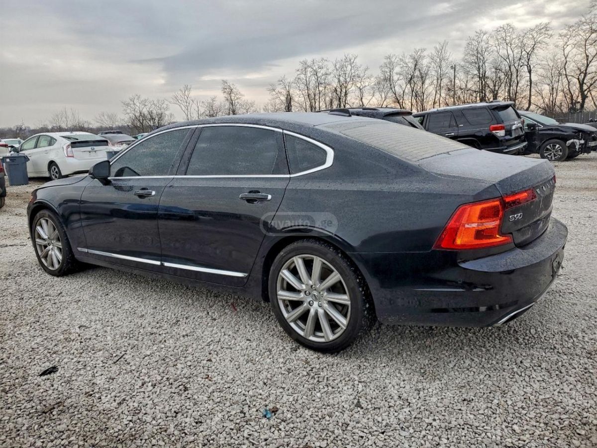 Volvo S 90 2018 — photo 2