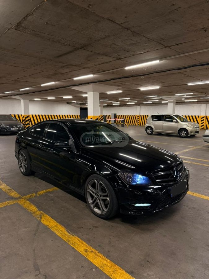 Mercedes-Benz C 250 2013 — photo 2