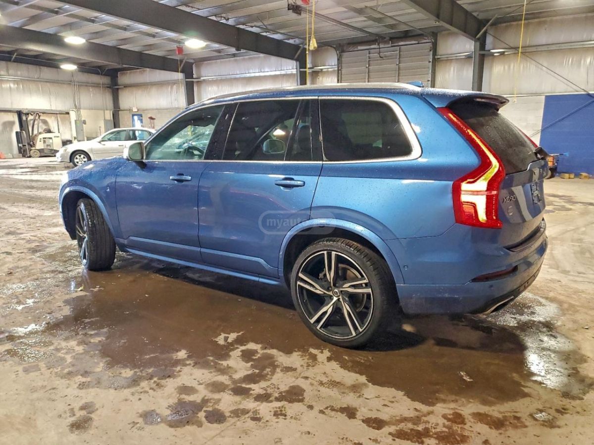 Volvo XC90 2019 — photo 2