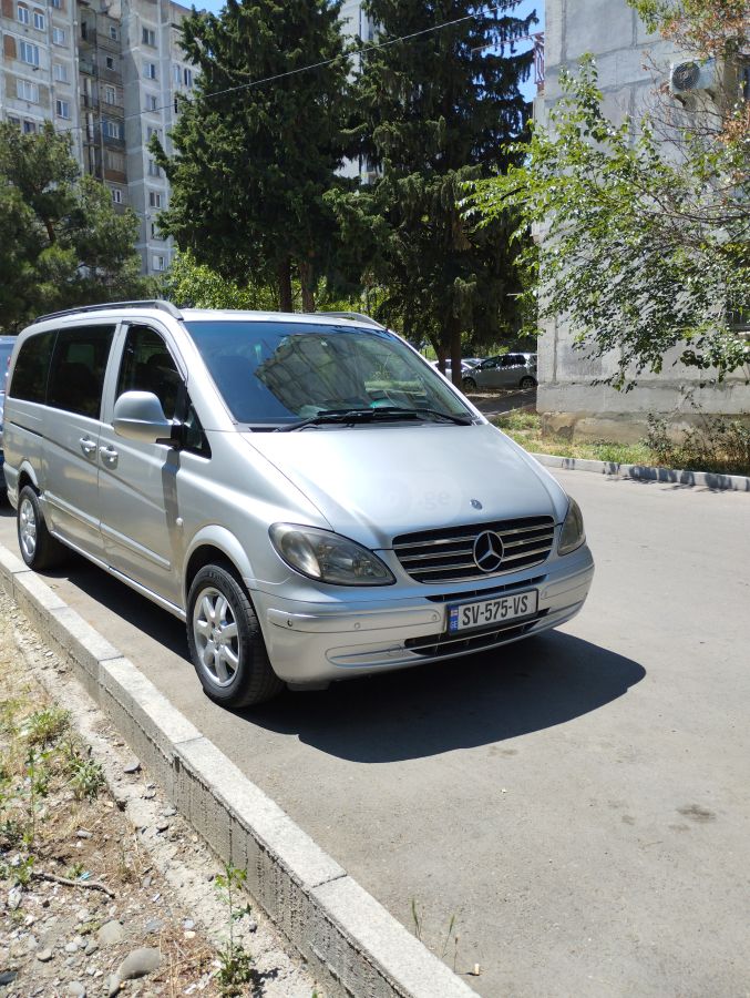 Mercedes-Benz Viano 2006 — photo 2