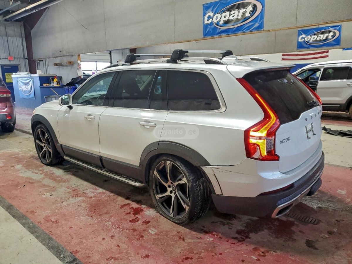 Volvo XC90 2016 — photo 2