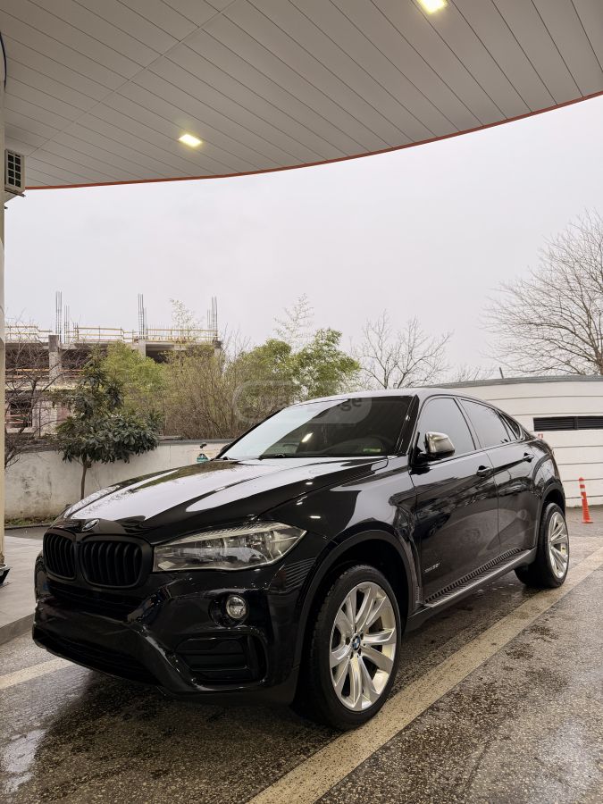 BMW X6
