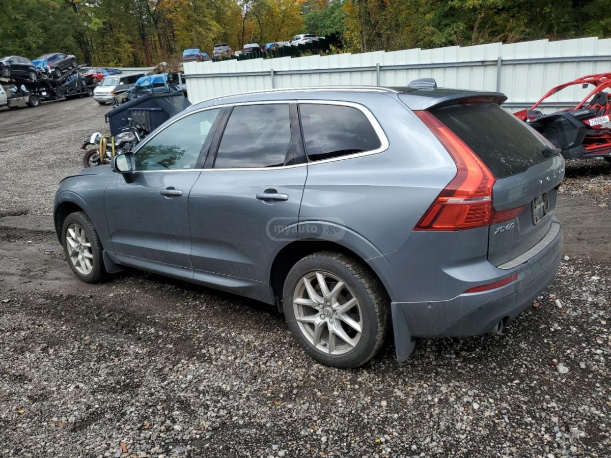 Volvo XC60 2018 — photo 2
