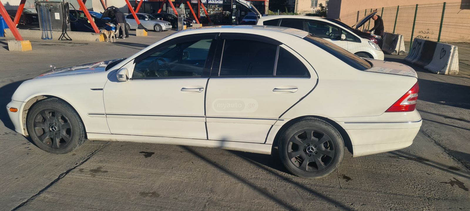 Mercedes-Benz C 280 2005 — photo 2