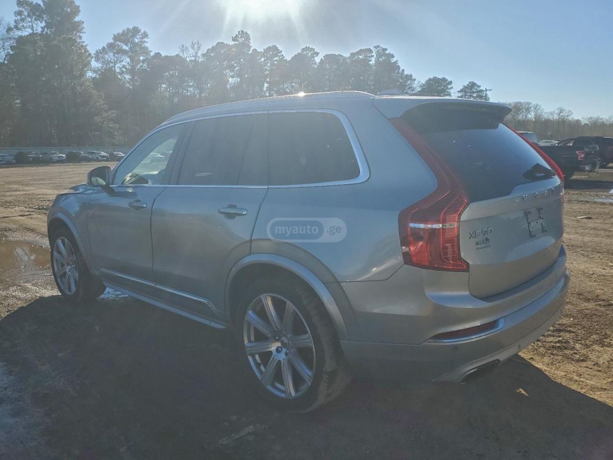Volvo XC90 2016 — photo 2