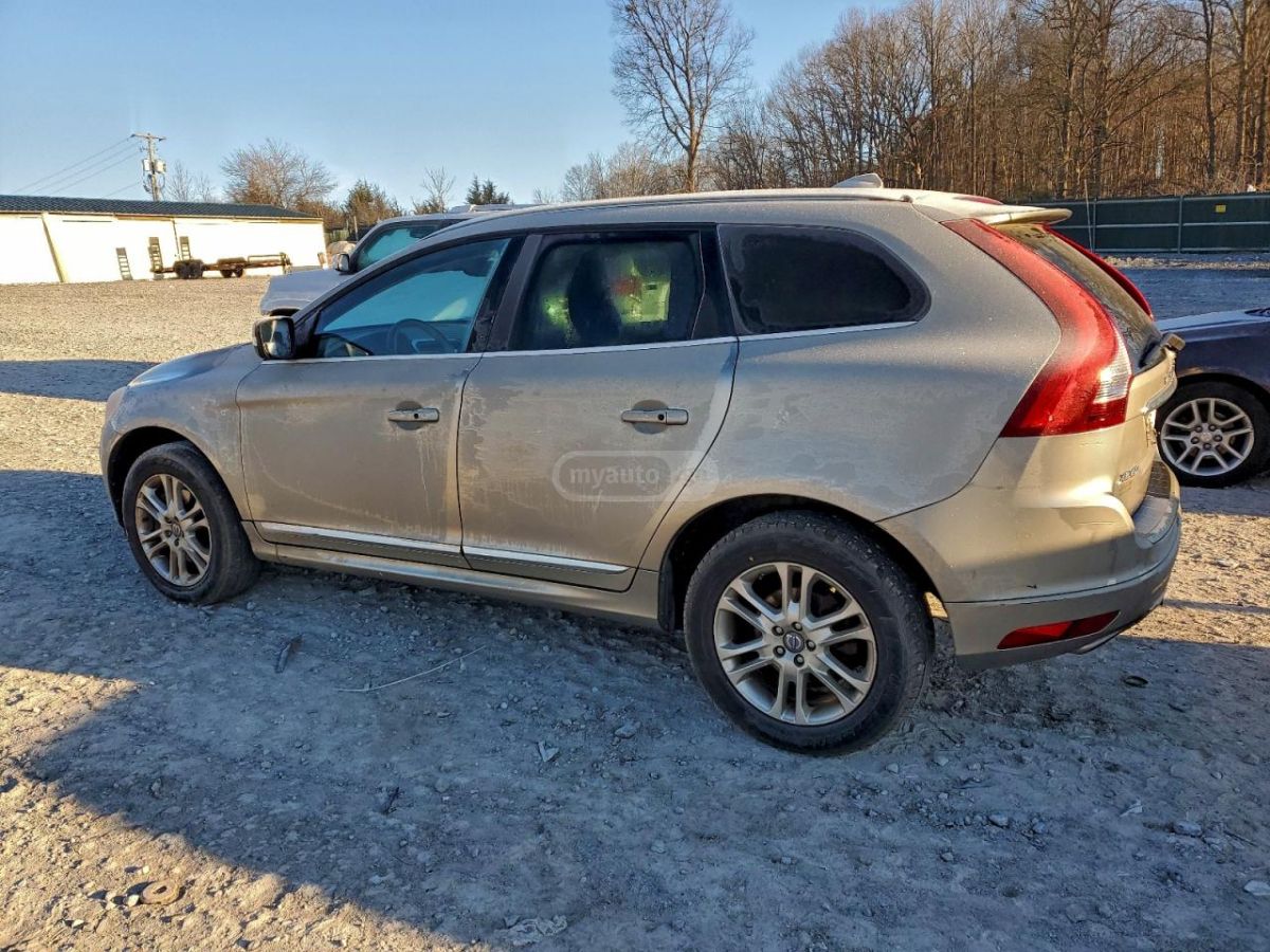 Volvo XC60 2015 — photo 2