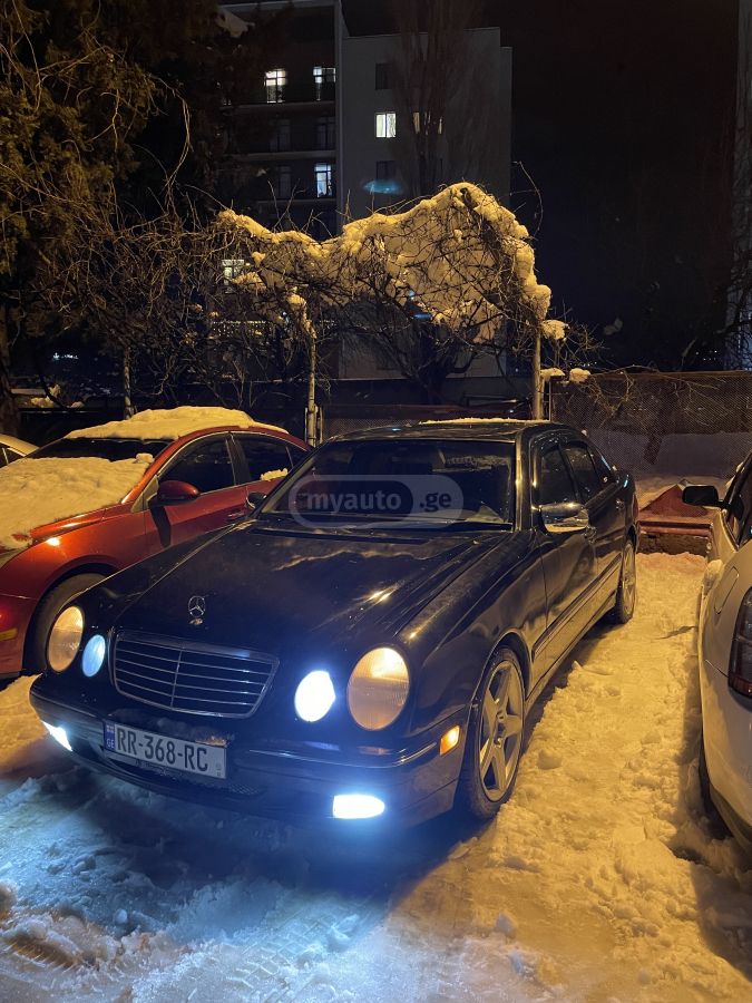 Mercedes-Benz E 320 2000 — photo 2
