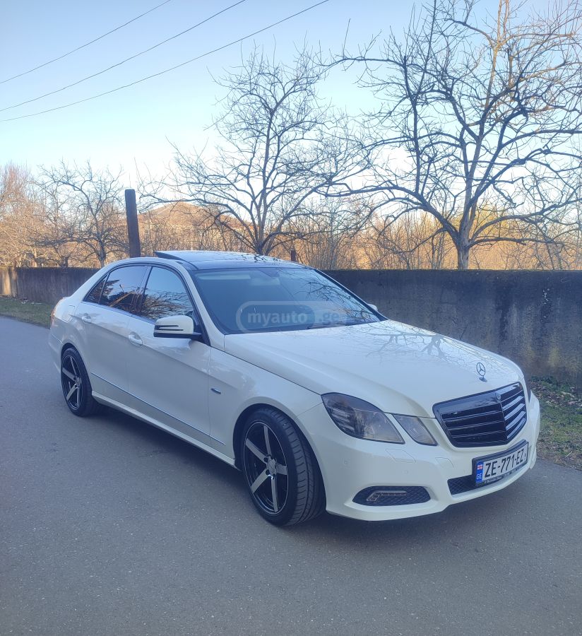 Mercedes-Benz E 350 2010 — photo 2