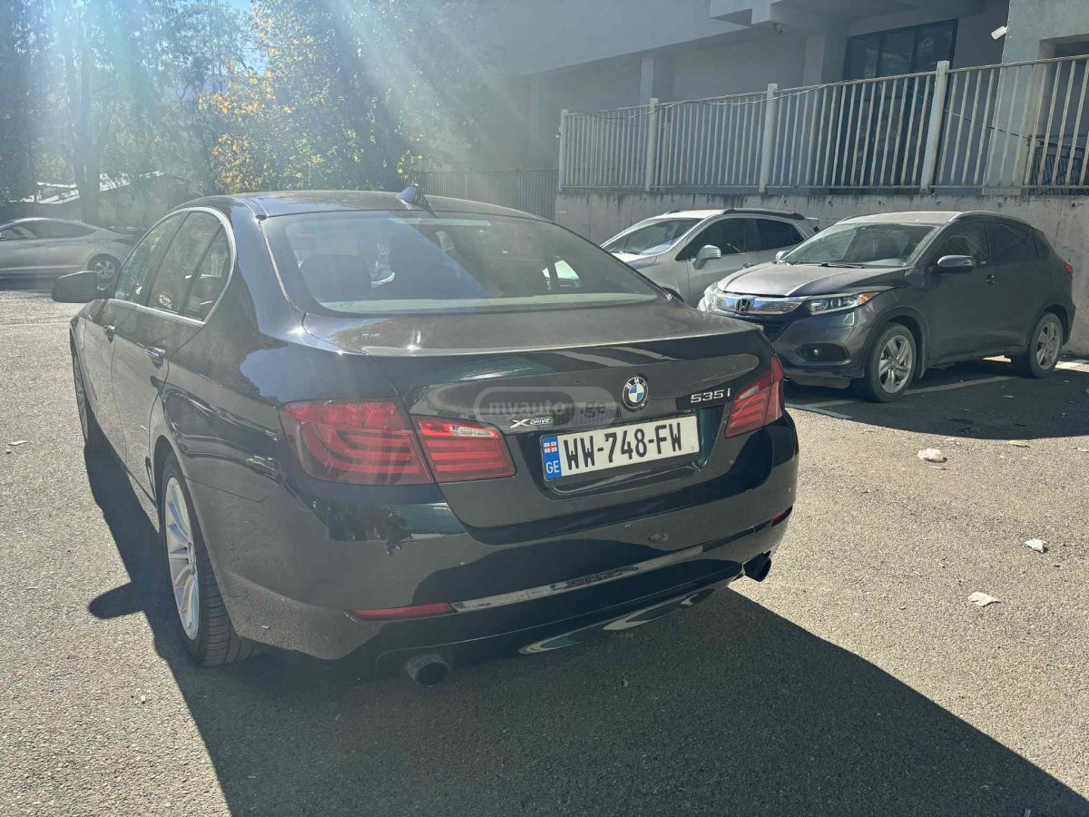 BMW 535 2012 — photo 2