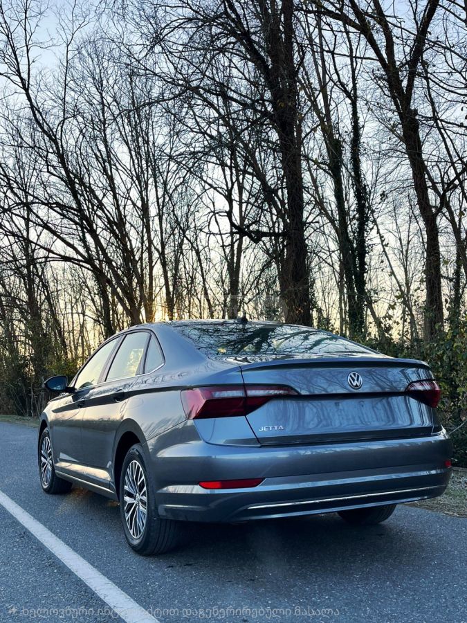 Volkswagen Jetta 2020 — photo 2