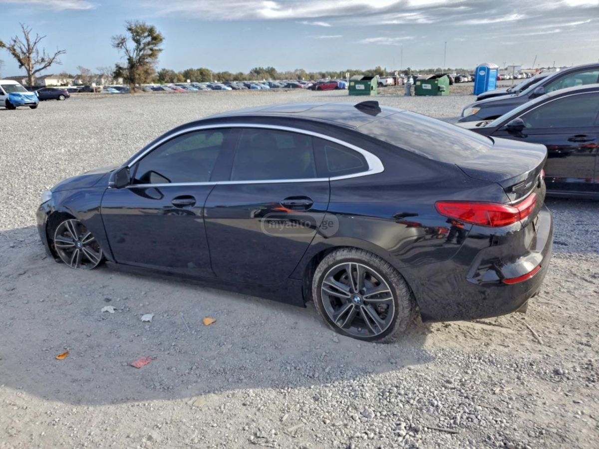 BMW 228 2021 — photo 2