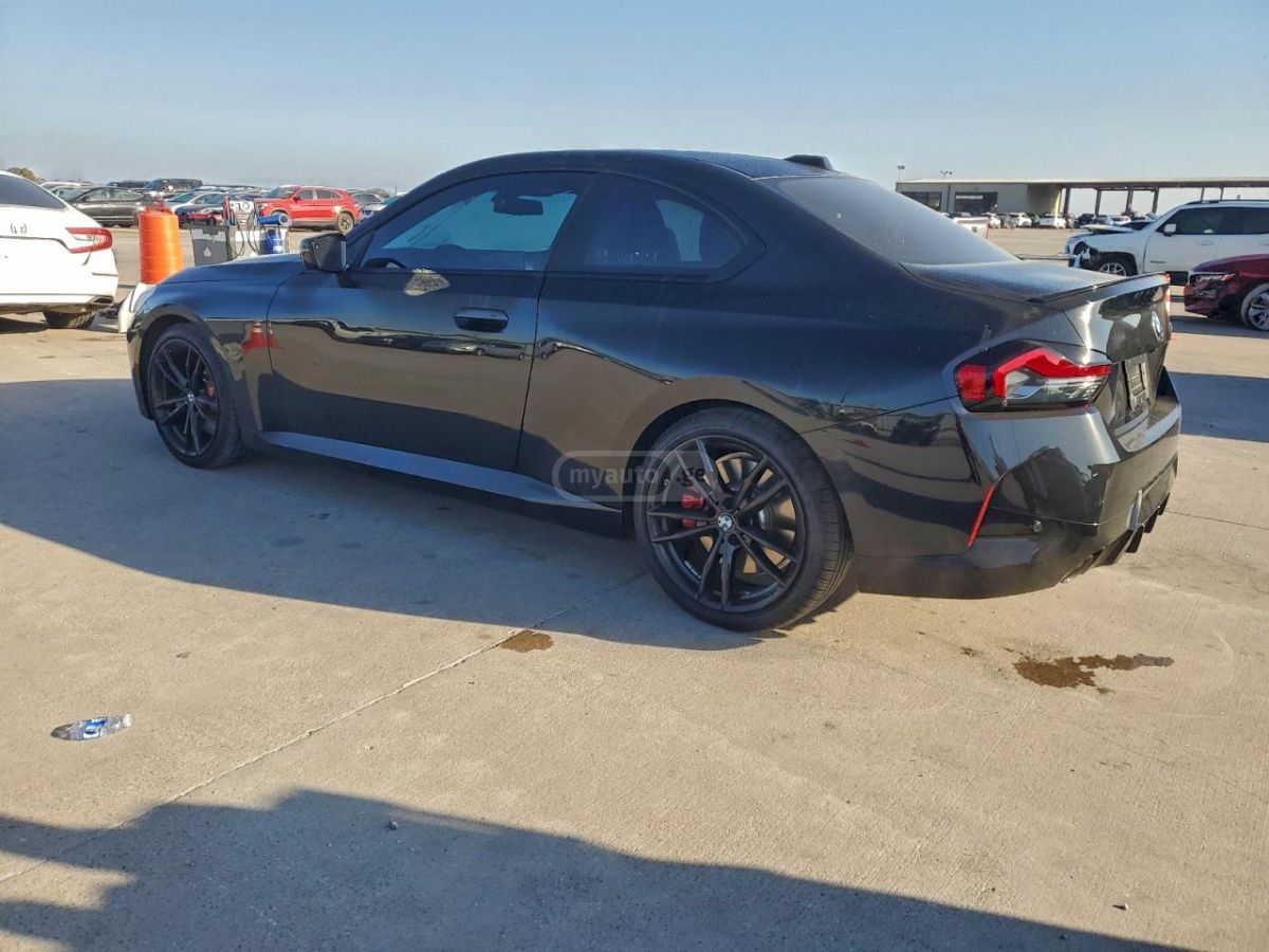 BMW 230i 2024 — photo 2