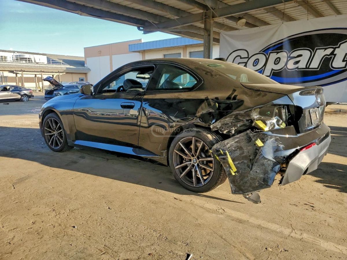 BMW 230i 2024 — photo 2