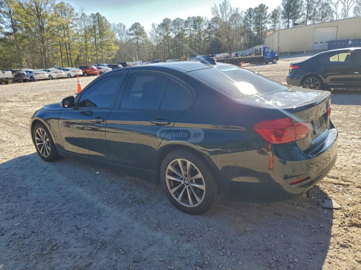 BMW 320 2016 — photo 2