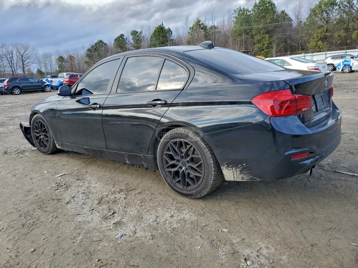 BMW 320 2016 — photo 2
