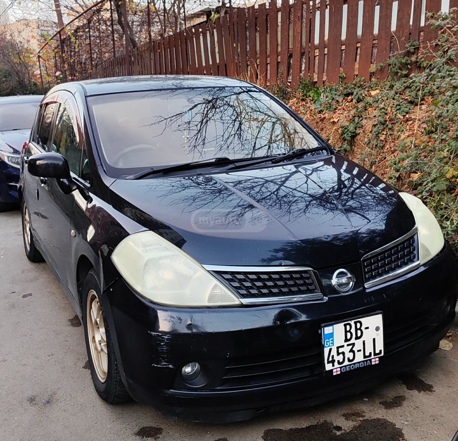 Nissan Tiida 2005 — photo 2