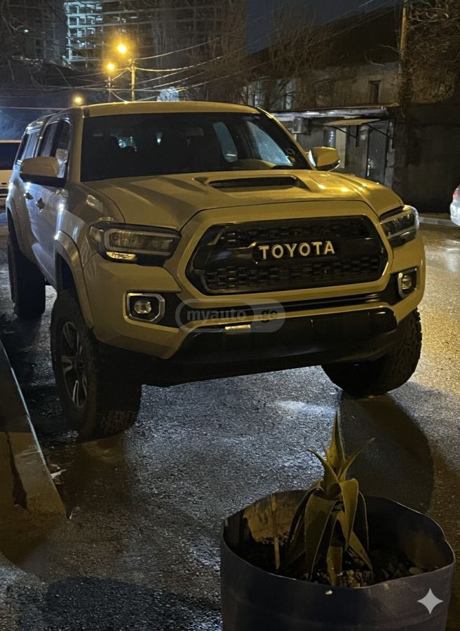 Toyota Tacoma 2016 — photo 2