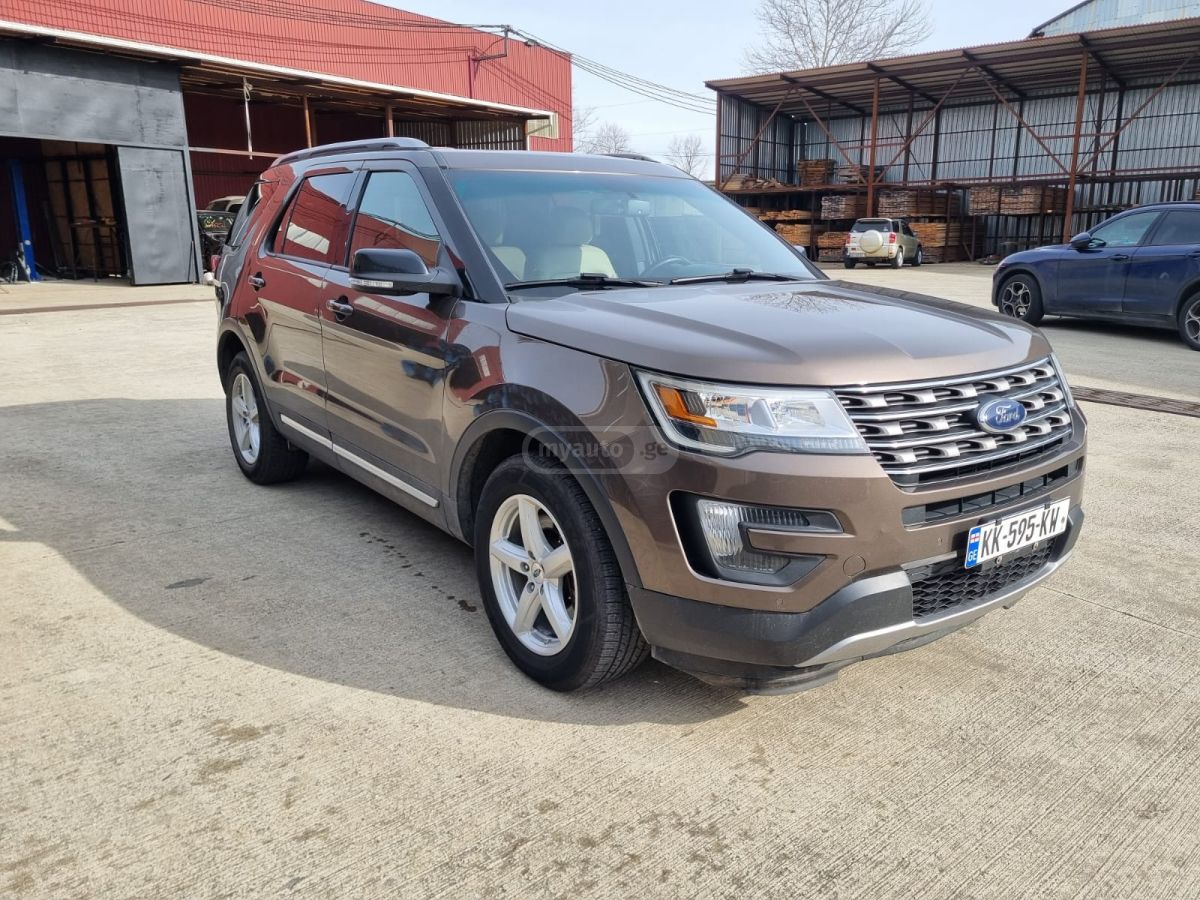 Ford Explorer