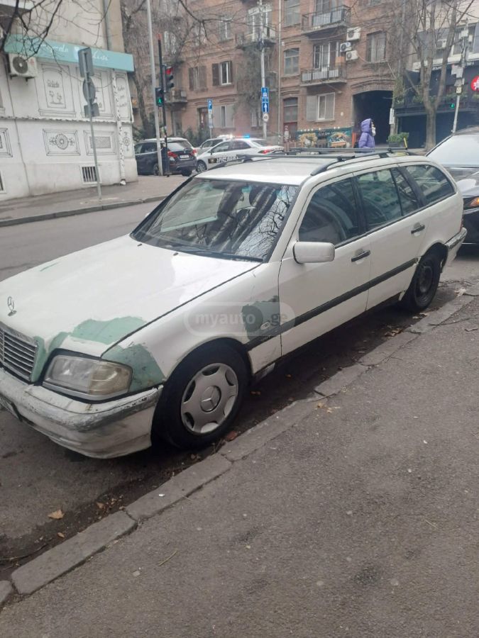 Mercedes-Benz C 180 1997 — photo 2