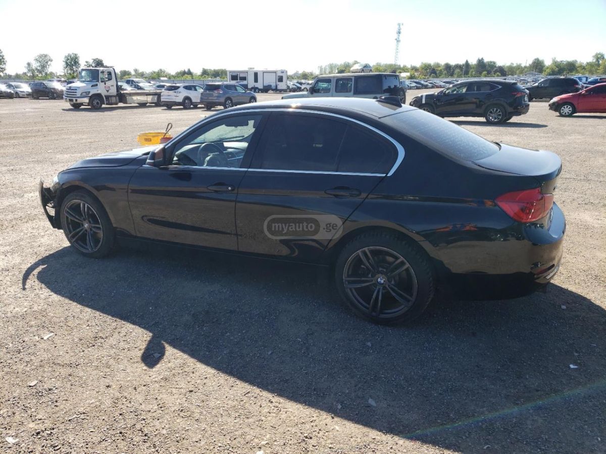 BMW 320 2017 — photo 2