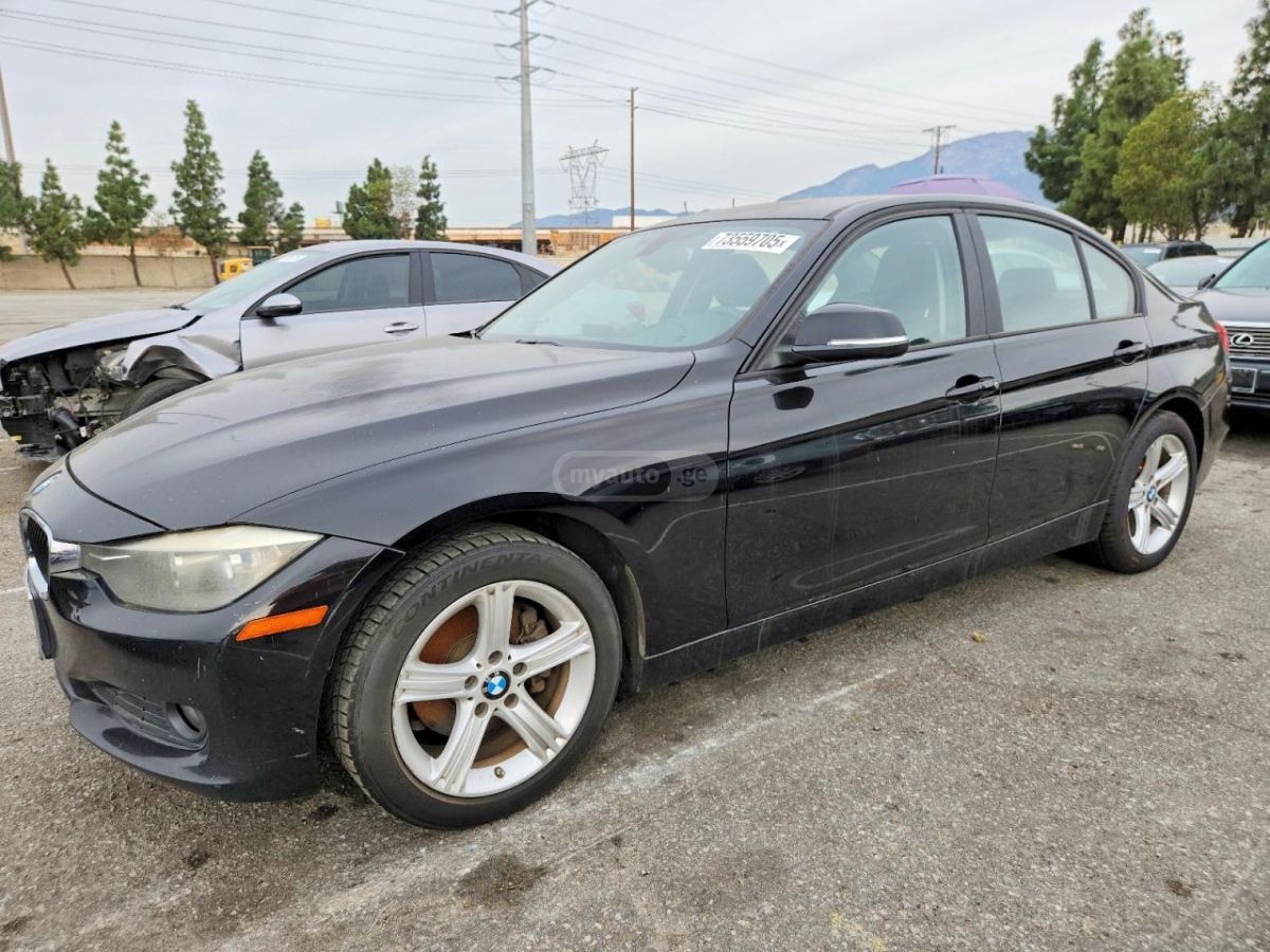BMW 320