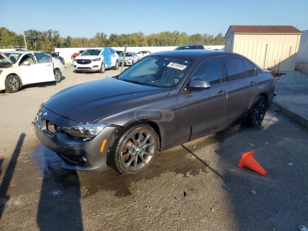 BMW 320