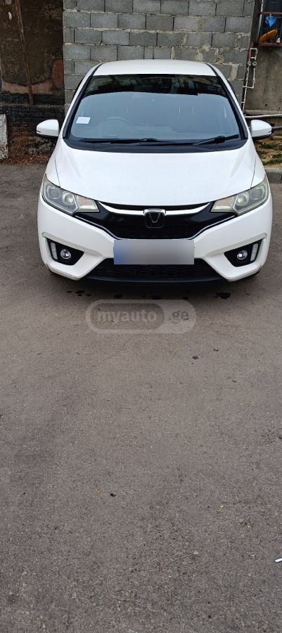 Honda Fit 2016 — photo 2