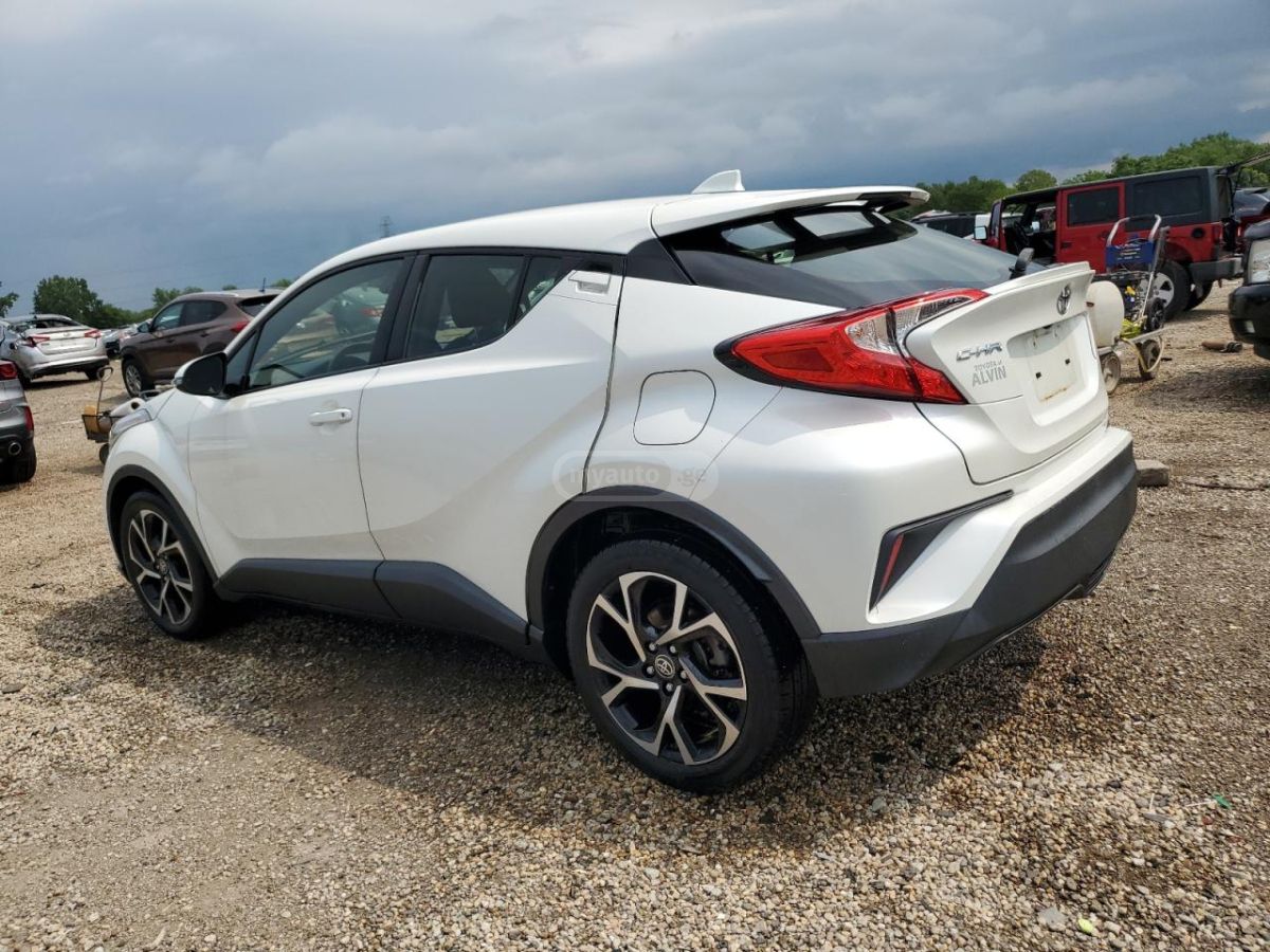 Toyota CHR 2020 — photo 2