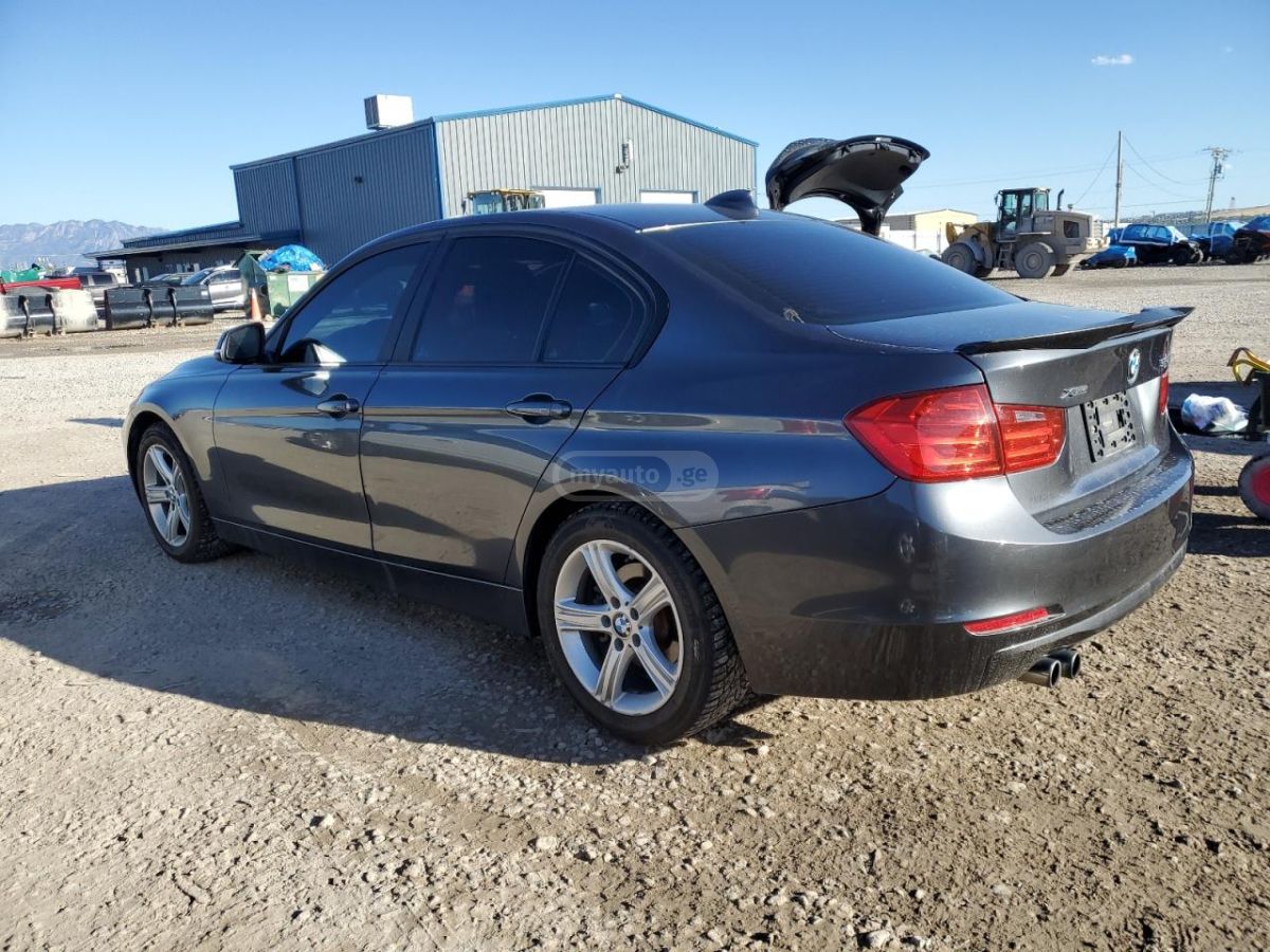 BMW 328 2015 — photo 2