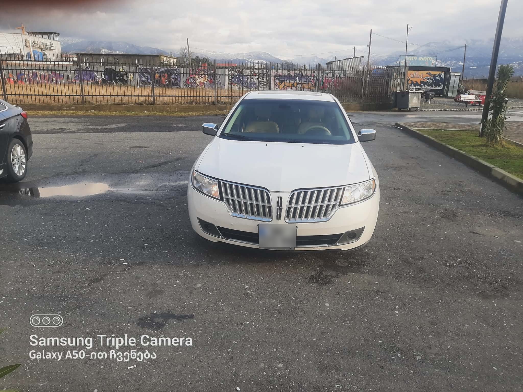 Lincoln MKZ