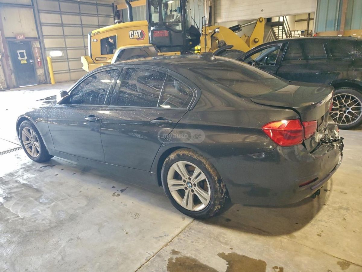 BMW 328 2016 — photo 2